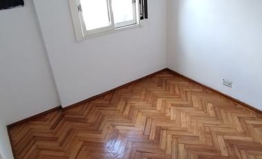 Departamento en alquiler de 2 dormitorios en Monte Castro
