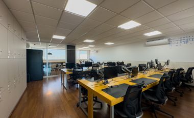 OFICINA EN VENTA DE PISO EXCLUSIVO EN EL CENTRO