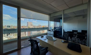 OFICINA EN VENTA DE PISO EXCLUSIVO EN EL CENTRO