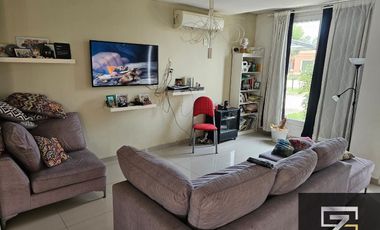 Casa en venta de 3 dormitorios c/ cochera en Los Talas