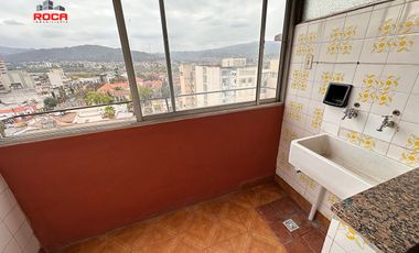 Amplio departamento en venta a pasos de plaza Belgrano