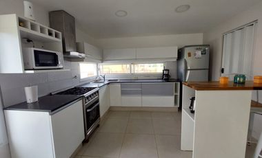 Venta Casa 3 Ambientes - Camet Norte