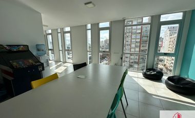 Oficinas en venta en moderno edificio con cochera doble en zona Centro