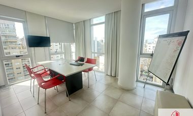 Oficinas en venta en moderno edificio con cochera doble en zona Centro