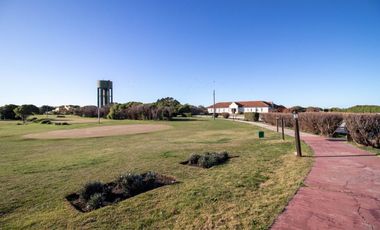 Lote en Barrio privado Miramar Links
