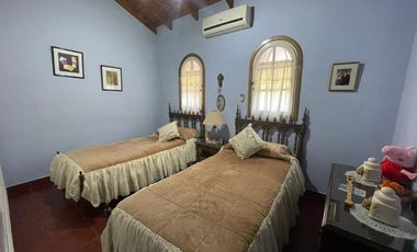 Venta casa 3 ambientes gran parque Apto Credito