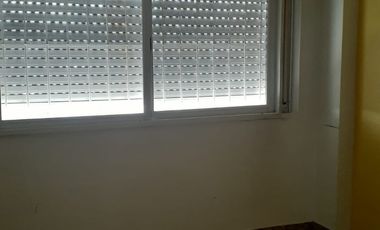 Departamento en venta de 2 dormitorios c/ cochera en San Miguel
