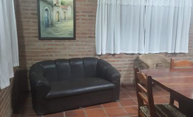 Casa en alquiler temporario de 2 dormitorios c/ cochera en Villa Cura Brochero