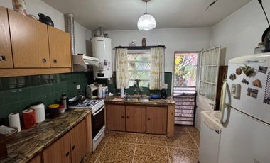 Casa en venta de 4 dormitorios c/ cochera en San Miguel