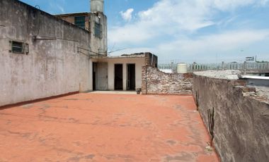 VENTA EN V. BALLESTER - PH C/TERRAZA a REFACCIONAR