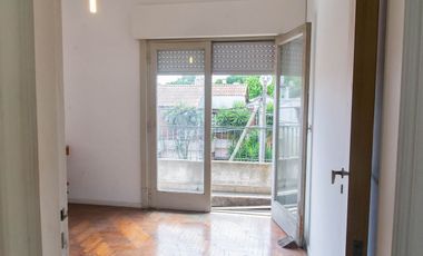 VENTA EN V. BALLESTER - PH C/TERRAZA a REFACCIONAR