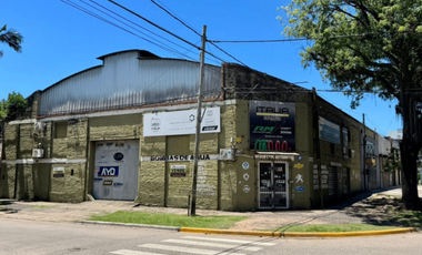 Galpón en venta sobre Av. Italia