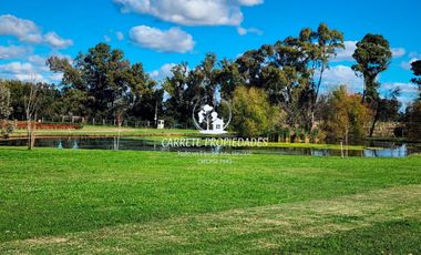 Venta Lote. APTO CRÉDITO. Las Casuarinas, Pilar del Este.