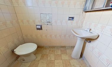 VENTA CASA 3 AMBIENTES AMPLIO LOTE. FCIO VARELA