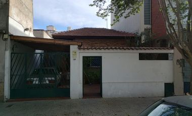 Casa en venta de 2 dormitorios c/ cochera en Villa Urquiza