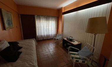 PH  3 ambientes venta  Ramos Mejía