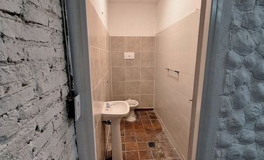 VENTA DEPÓSITO/ GALPÓN CON OFICINAS