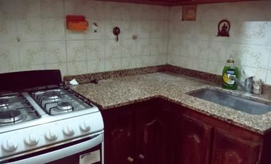 Venta Monte Grande Casa Centrica de 3 dormitorios 2 baños c/ cochera y patio