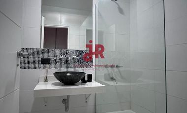 CODIGO 687 - 4 DORMITORIOS EN SUITE CON PILETA Y GARAGE - ZONA ALAMOS PINAMAR