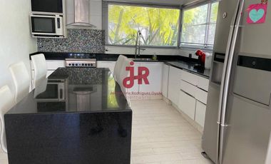 CODIGO 687 - 4 DORMITORIOS EN SUITE CON PILETA Y GARAGE - ZONA ALAMOS PINAMAR