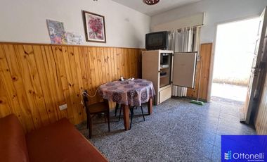Casa en venta de 2 dormitorios c/ cochera en Costa Azul