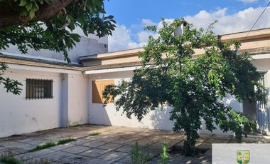 Casa en alquiler temporario de 2 dormitorios c/ cochera en Villa Cura Brochero