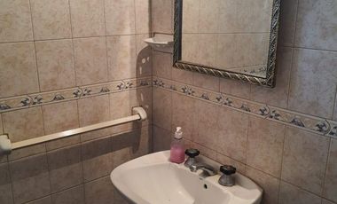 Casa en alquiler temporario de 2 dormitorios c/ cochera en Villa Cura Brochero