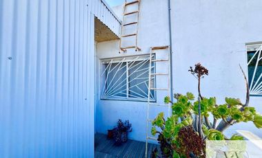 Casa en venta de 1 dormitorio c/ cochera en Villa Hipódromo
