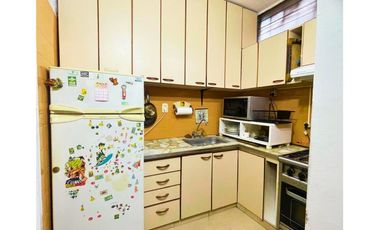 CASA - ZONA COMERCIAL