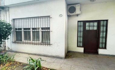 CASA - ZONA COMERCIAL