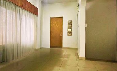 CASA - ZONA COMERCIAL