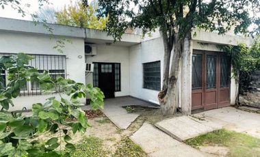CASA - ZONA COMERCIAL