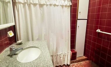 CASA - ZONA COMERCIAL