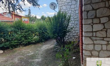 Casa en alquiler temporario de 2 dormitorios c/ cochera en San Lorenzo
