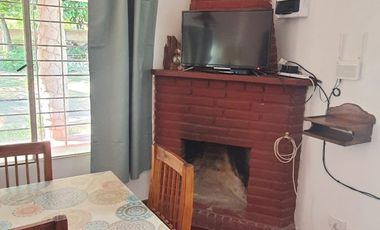 Casa en alquiler temporario de 2 dormitorios c/ cochera en San Lorenzo