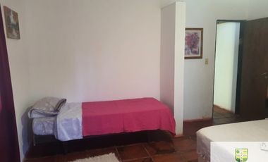 Casa en alquiler temporario de 2 dormitorios c/ cochera en San Lorenzo