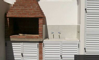 Dúplex en alquiler temporario de 3 dormitorios c/ cochera en San Bernardo
