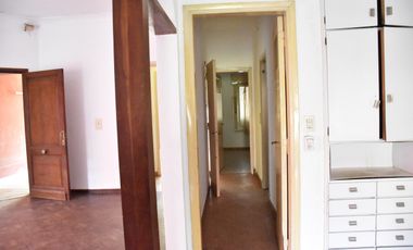 Casa De 3 Dormitorios A La Venta Plaza España