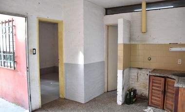 Casa De 3 Dormitorios A La Venta Plaza España