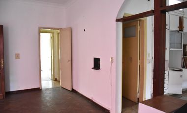 Casa De 3 Dormitorios A La Venta Plaza España
