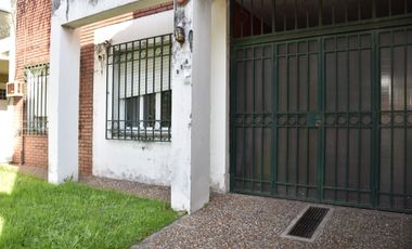 Casa De 3 Dormitorios A La Venta Plaza España