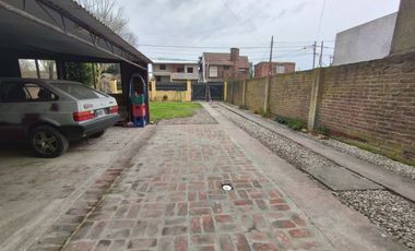 Oportunidad. Venta Chalet 3 ambientes con garaje y quincho