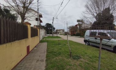 Oportunidad. Venta Chalet 3 ambientes con garaje y quincho