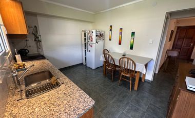 VENTA casa con parque y cochera Punta Mogotes Mar del Plata 4 ambientes