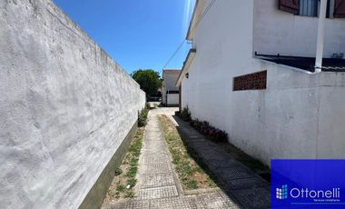 Dúplex en venta de 2 dormitorios c/ cochera en Mar del Tuyú