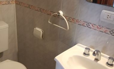 Dúplex en alquiler de 3 dormitorios c/ cochera en Monte Castro