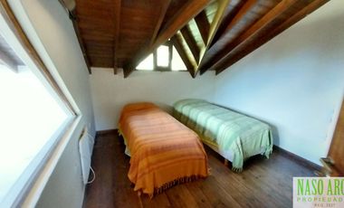 OPORTUNIDAD!! Casa en venta en Sierra de los Padres con gas natural.