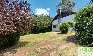 OPORTUNIDAD!! Casa en venta en Sierra de los Padres con gas natural.