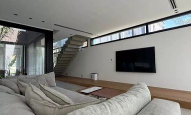 Casa en alquiler de 3 dormitorios c/ cochera en Canning