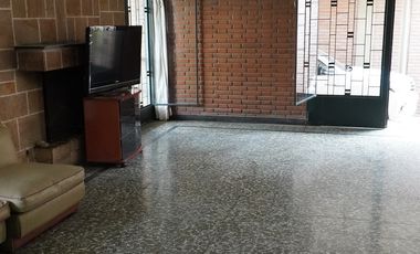Propiedad Alquiler/Venta Av Aconquija 1era. Cuadra Terreno de 15 x 50 mts. en YB